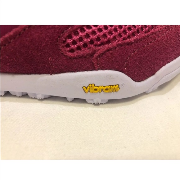 Hi-Tec Vibram Comfy Shoes - Picture 4 of 8
